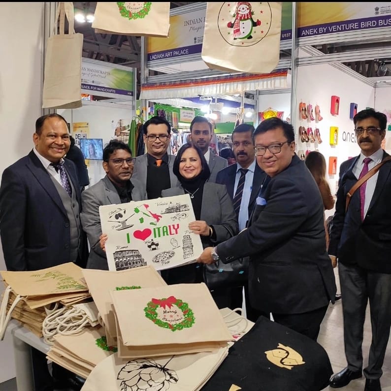 Eco grocery bag during packing